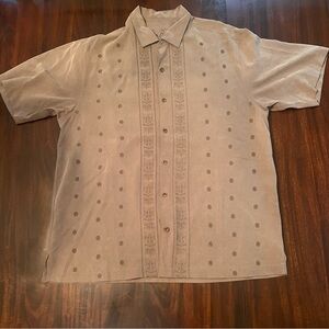 Tommy Bahama Shirt Mens XL Button Up Short Sleeve Tribal Tiki Embroidered Aloha